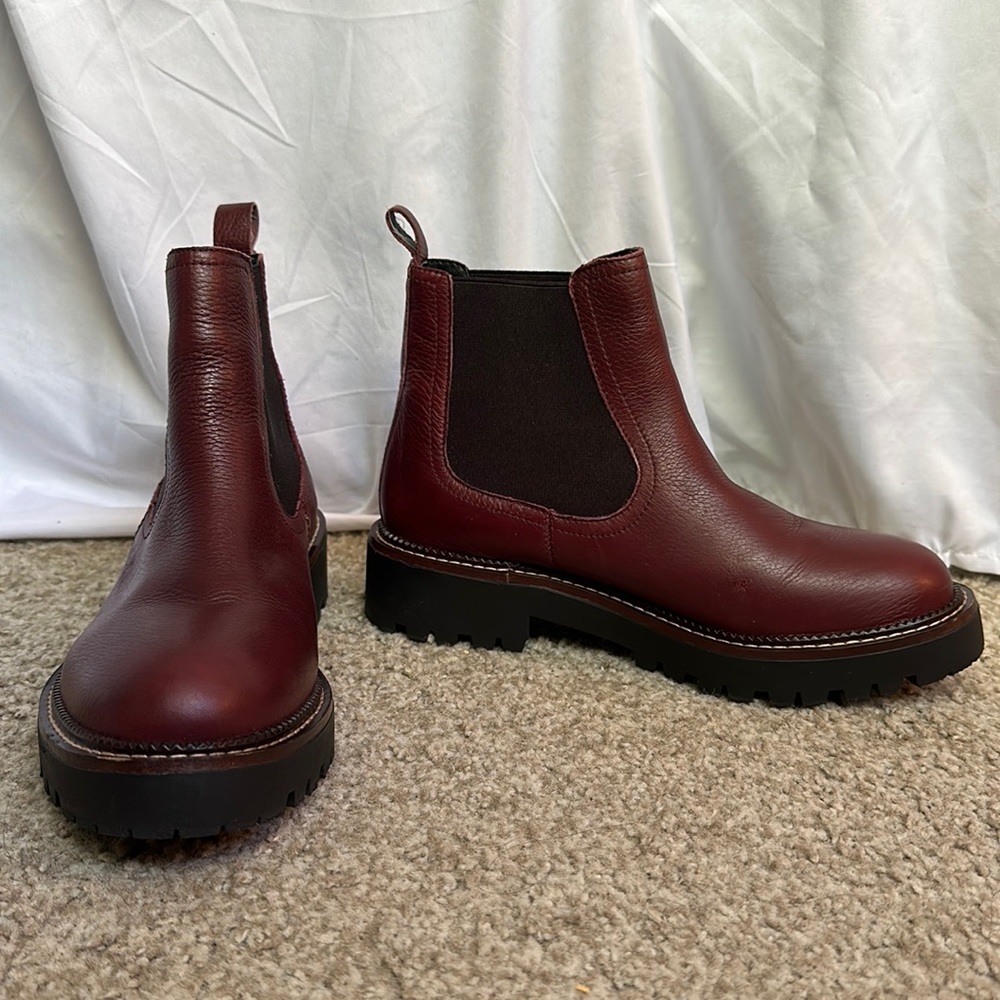CASLON Miller Water Resistant Lug Chelsea Boot (Women)